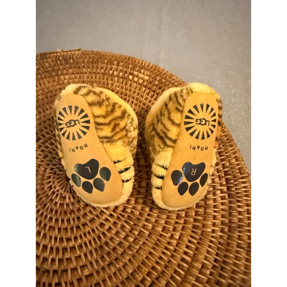 UGG Bixbee Tiger Stuffie Infant Booties Orange Yellow S/N 1121045I Size 2/3